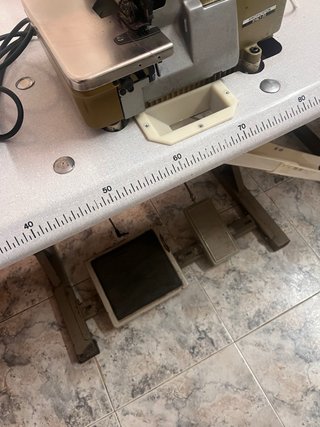 Remalladora industrial de 5 hilos