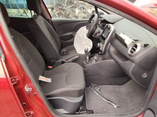 1882645 850908121r amortiguador renault clio iv