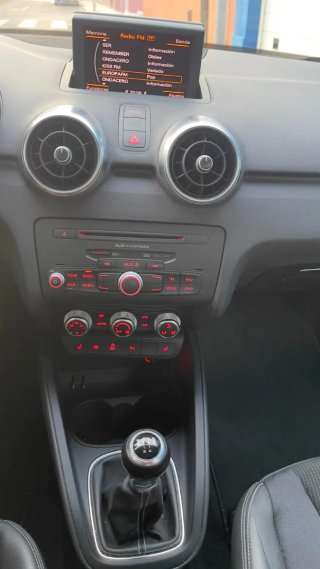 Audi A1* SLINE* 1.6 TDI 105cv* bixenon