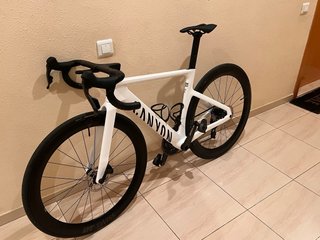 Bicicleta Canyon Aeroad CF SLX 7 AXS 2026