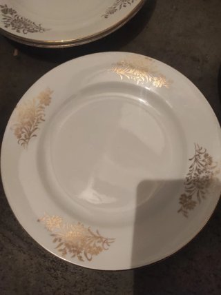 Platos Porcelana Borde Dorado
