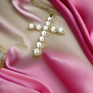 Collares