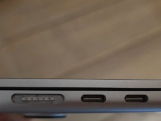 MacBook M2