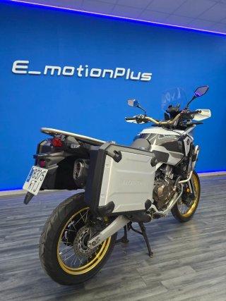 Honda Africa Twin Adventure Moto A2