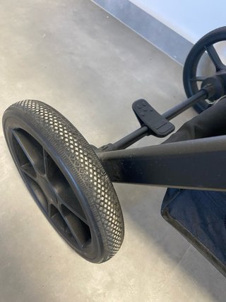 Passeggino nero