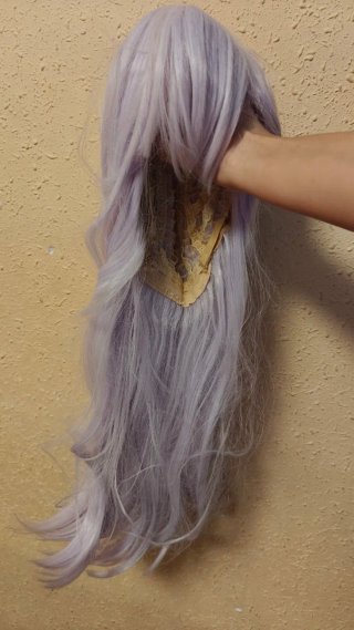 Peluca Morada y Blanca con moños