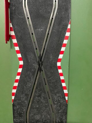 Pista SCALEXTRIC Completa montada tablon