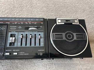 Philips D8468 Radio Cassette Boombox Para Reparar