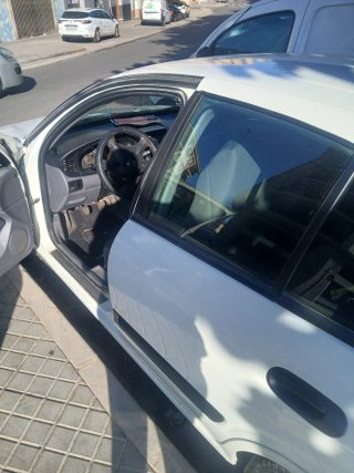 Nissan Almera 2003
