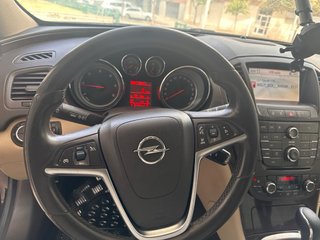 Opel Insignia 2012