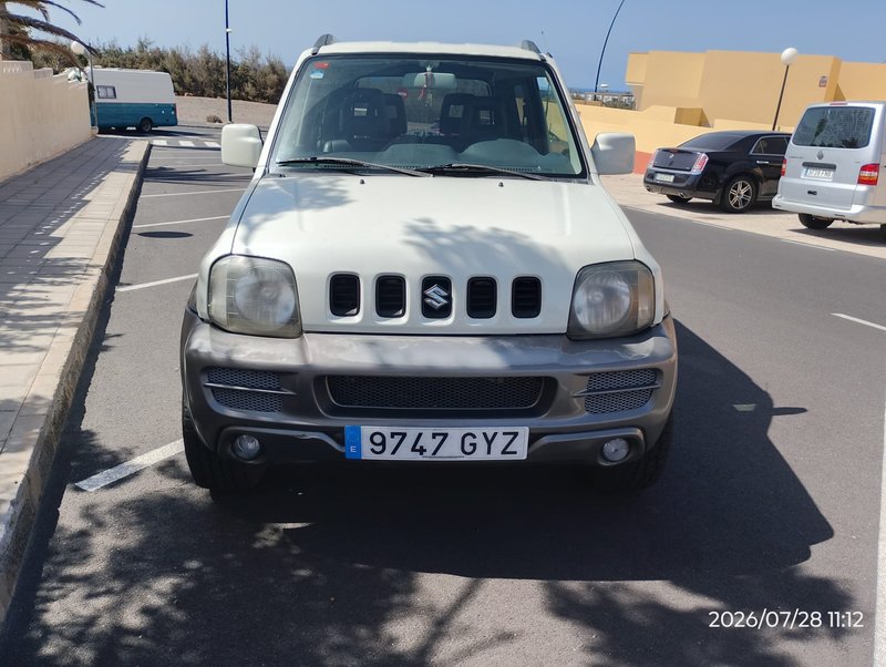 Suzuki Jimny 2010 - foto 1