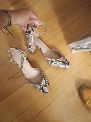 Zapatos tacón serpiente