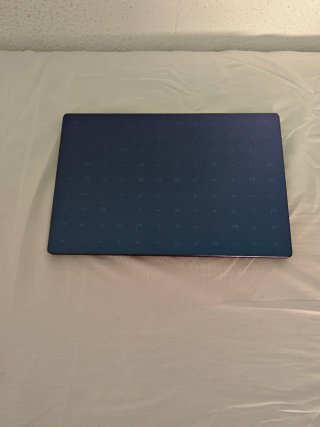 Portátil Asus E410M Intel Pentium 4GB RAM
