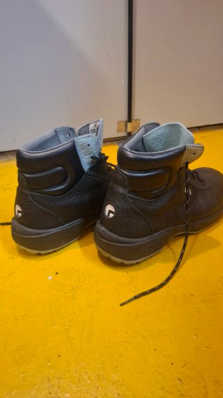 Botas de seguridad ROBUSTA 43