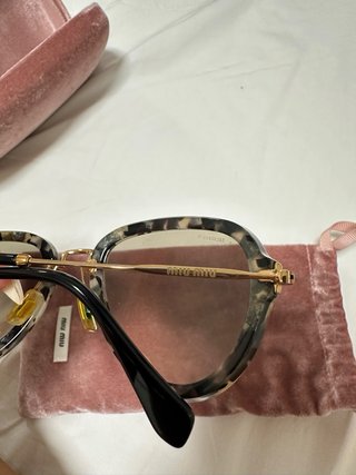 Gafas miumiu habana marble blanco negro