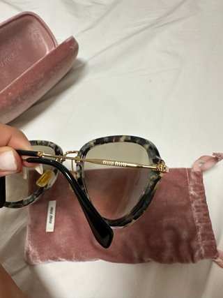 Gafas miumiu habana marble blanco negro