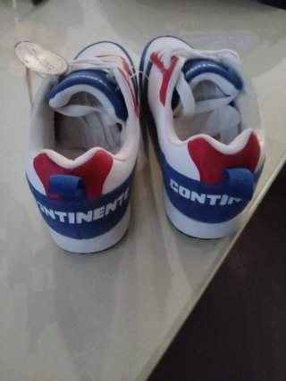 Zapatillas Continente Edición Limitada Retro