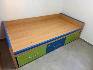 Estantería con cama y 3 cajones
