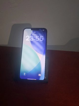 Se vende iPhone 13 pro max