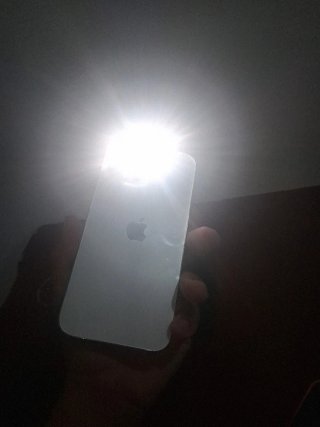 Se vende iPhone 13 pro max