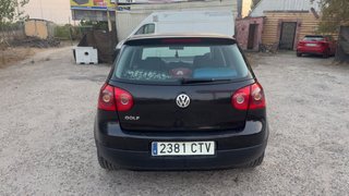 Volkswagen Golf 2004