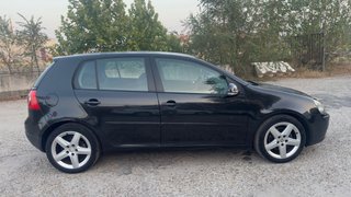 Volkswagen Golf 2004