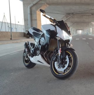 Kawasaki Z800 E 95cv