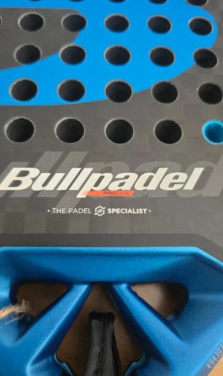 Pala de pádel Bullpadel Vertex 05 hybrid 2026