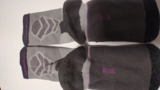 Calcetines dobles grises y negros