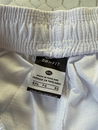 pantalones cortos Nike blancos