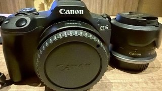 Cámara Canon EOS R50