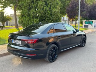 Audi A4 2.0 TDI 150 cv S line