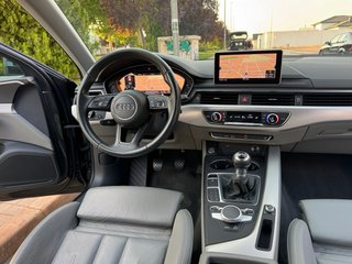 Audi A4 2.0 TDI 150 cv S line