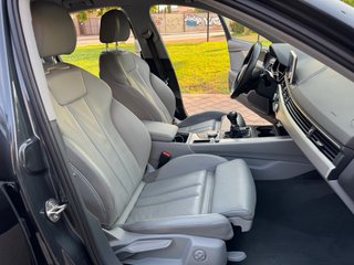 Audi A4 2.0 TDI 150 cv S line
