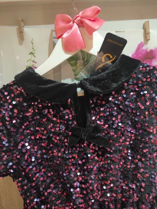 Vestido lentejuelas y terciopelo
