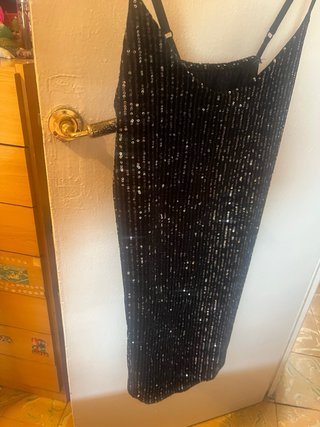 Vestido negro lentejuelas tirantes M