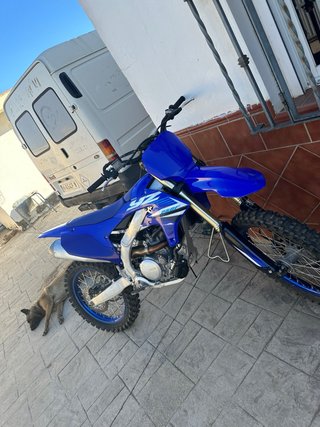 Moto Yamaha Enduro/Motocross Azul 150 horas