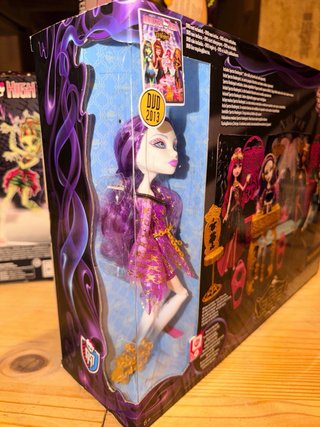 Monster High Spectra Vondergeist Caja