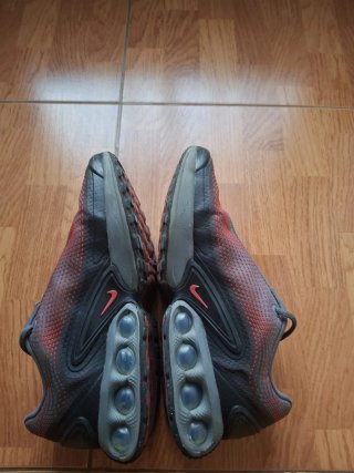 Zapatillas Nike Air Max Negras y Rojas