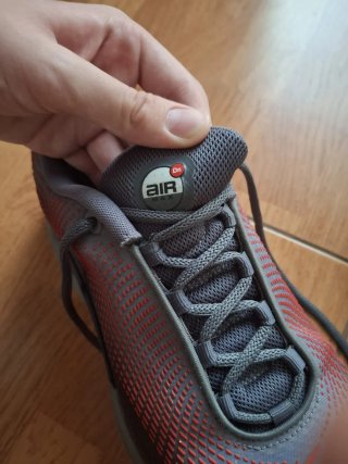 Zapatillas Nike Air Max Negras y Rojas