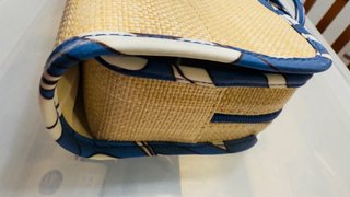 Neceser de tela beige y azul