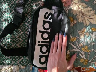 Riñonera Adidas Negra con Logo Blanco