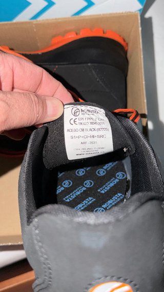 Zapatos de seguridad ROBUSTA negros y naranjas