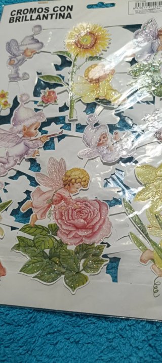 Cromos con brillantina grandes troquelados