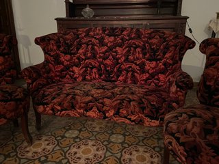 Sillones isabelinos terciopelo rojo