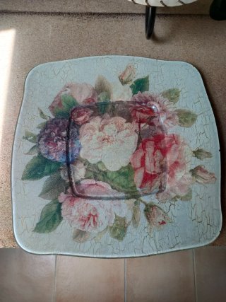 Plato decorativo floral