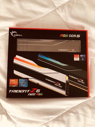PC GAMING CON RTX 5090 Y 9800X3D