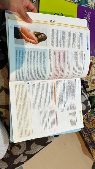 5 Libros FP 1.º Admin y finanzas + REGALO 2 Inglés