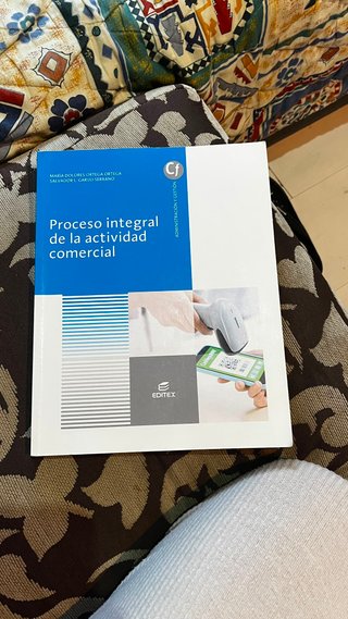 5 Libros FP 1.º Admin y finanzas + REGALO 2 Inglés