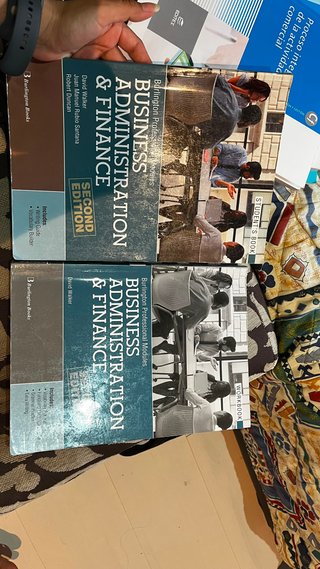 5 Libros FP 1.º Admin y finanzas + REGALO 2 Inglés